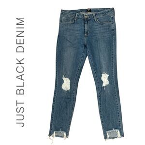 Just Black Women’s Distressed Denim Jeans -‎ Size 29